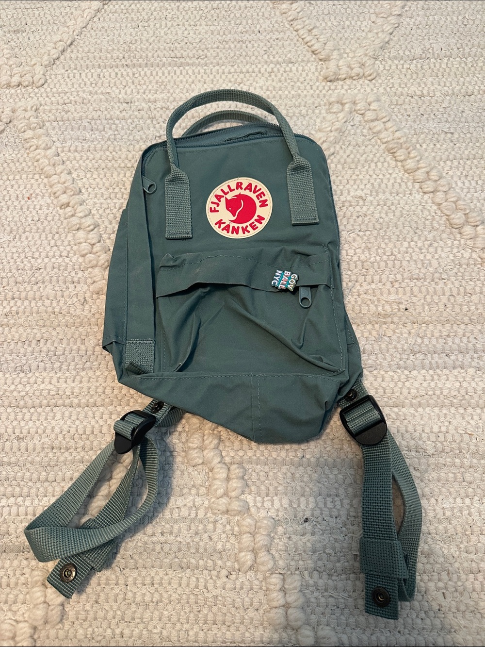 Kånken Mini Backpack in Green